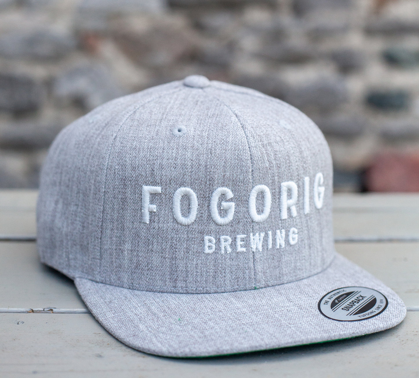 Flat brim cap